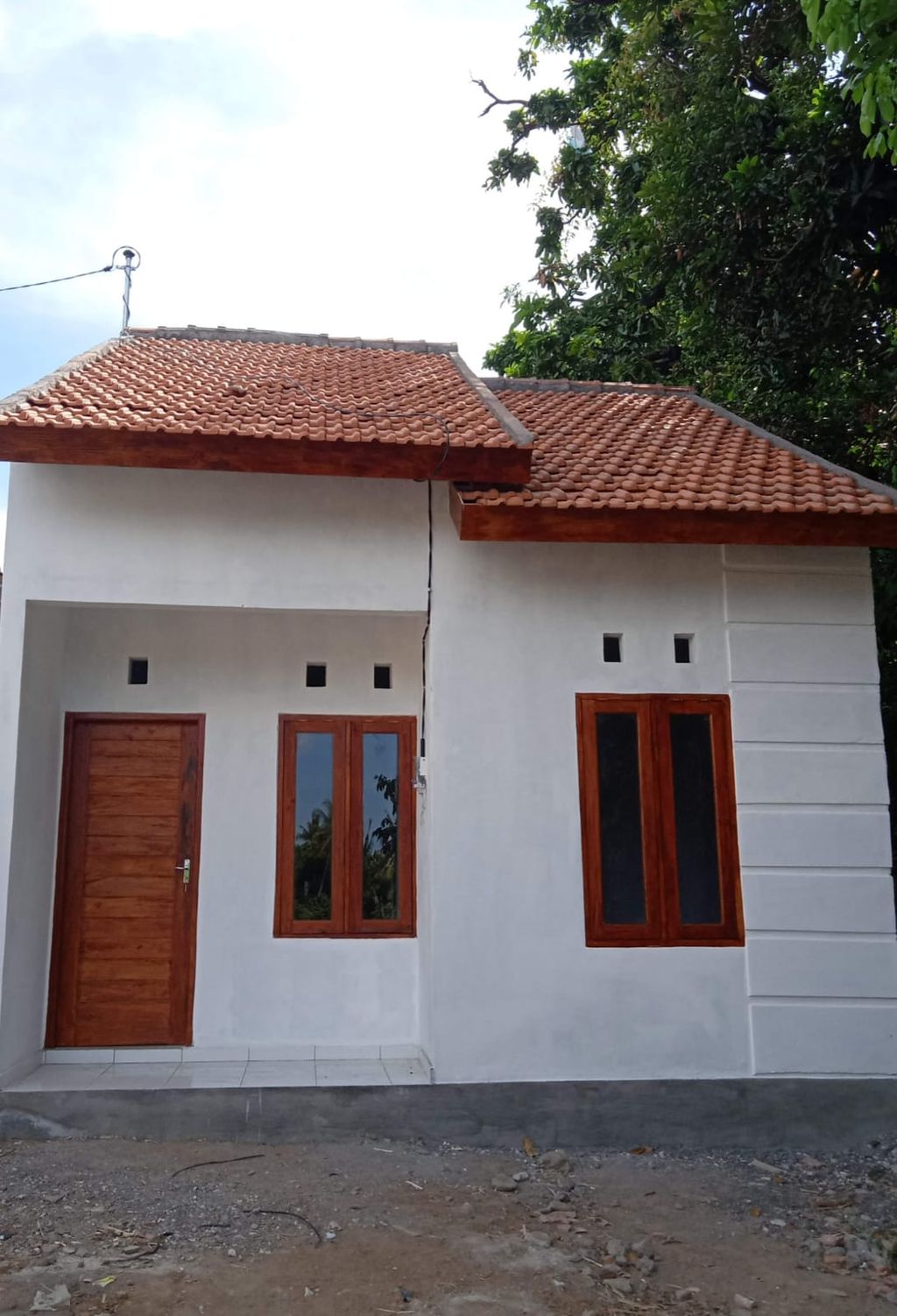 foto tampak rumah tipe 32/75 (PMK 2023) perumahan Perumahan kubu lestari II