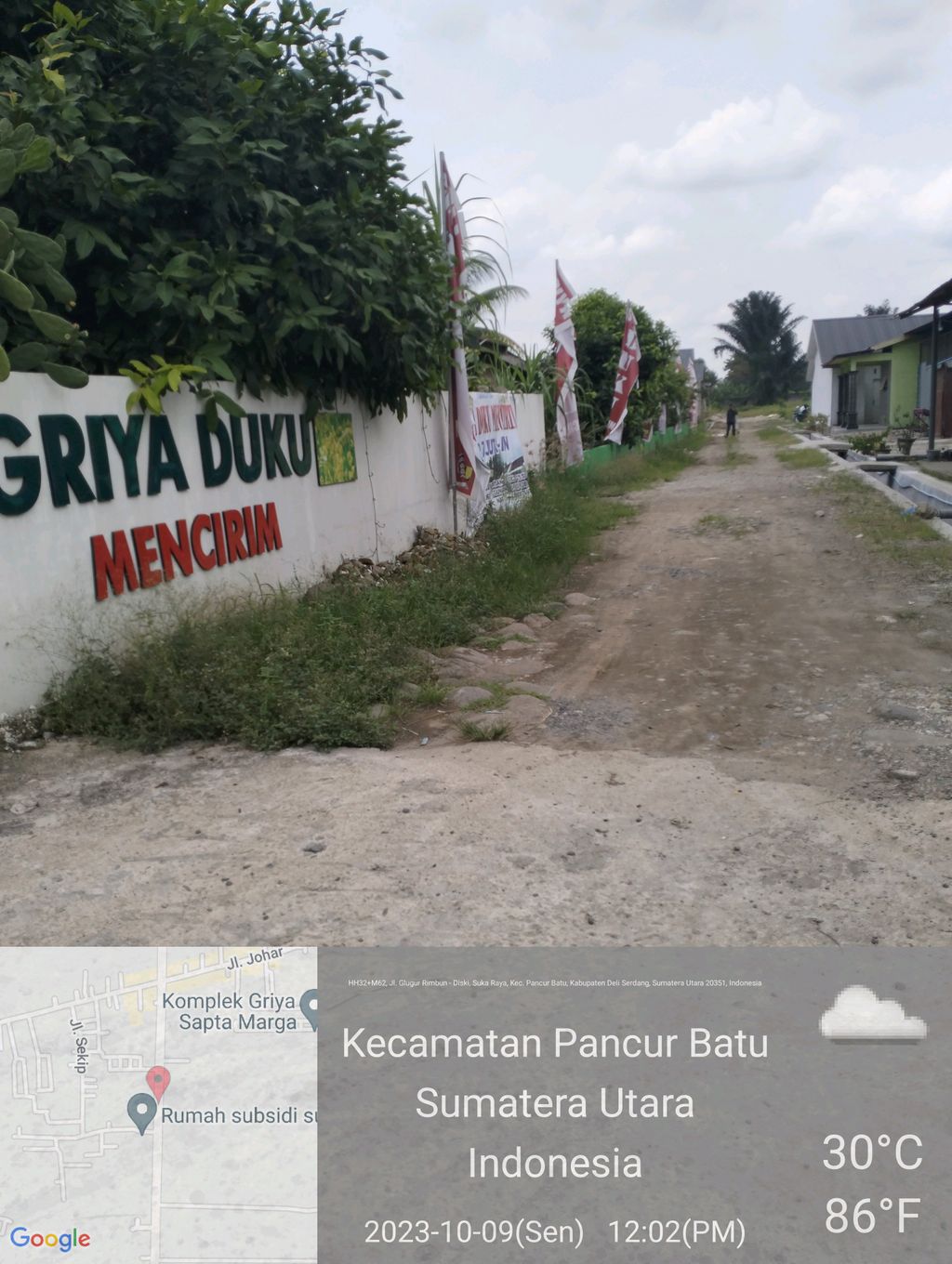 foto gerbang perumahan GRIYA DUKU MENCIRIM