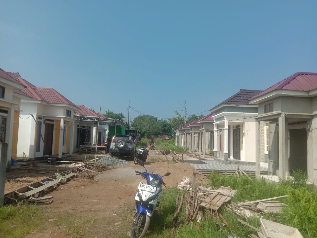 foto posisi tengah perumahan KOTA RAYA PREMIER II