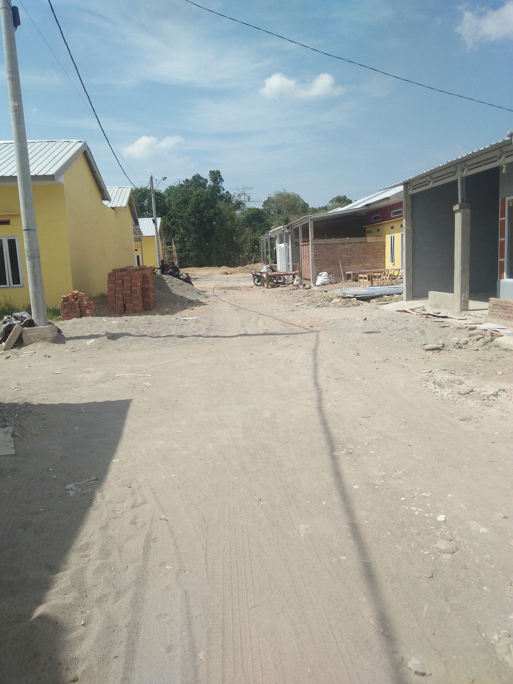 foto gerbang perumahan PLAMBOYAN RESIDENCE TAHAP II