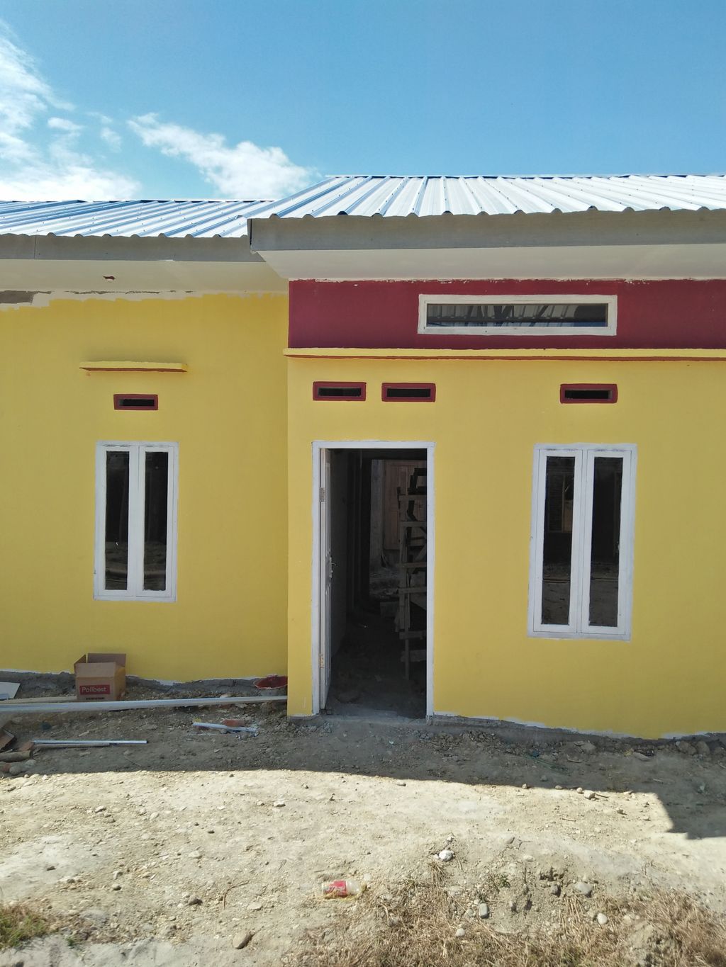 foto tampak rumah tipe K_93 perumahan PLAMBOYAN RESIDENCE TAHAP II