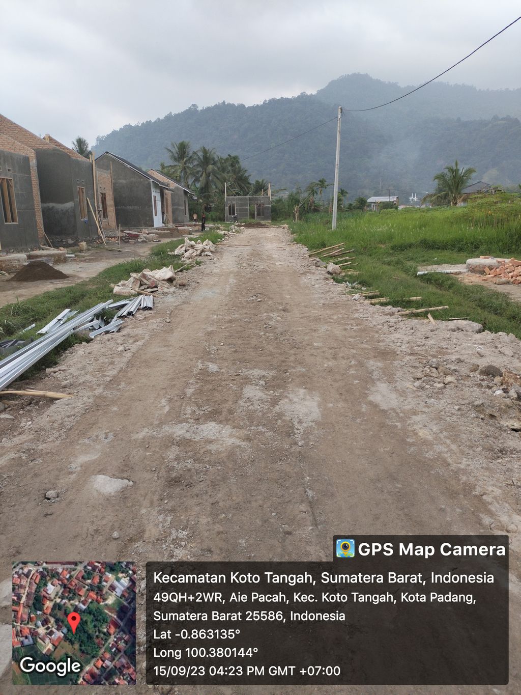 foto posisi tengah perumahan Ratu ResidenCe