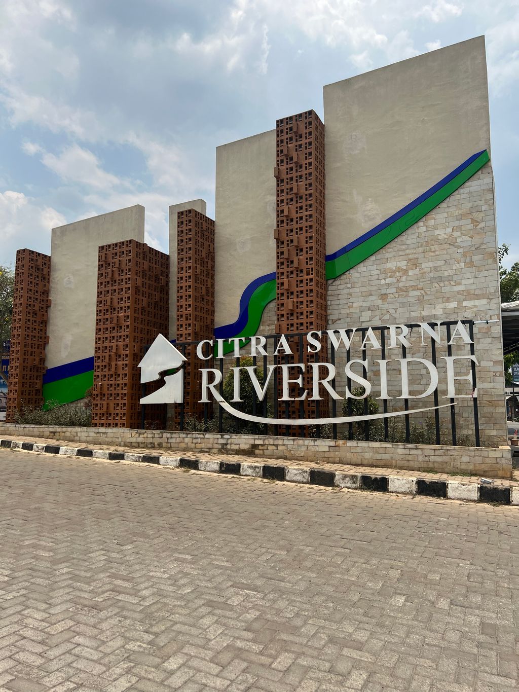 foto gerbang perumahan Citra Swarna Riverside Tahap 2