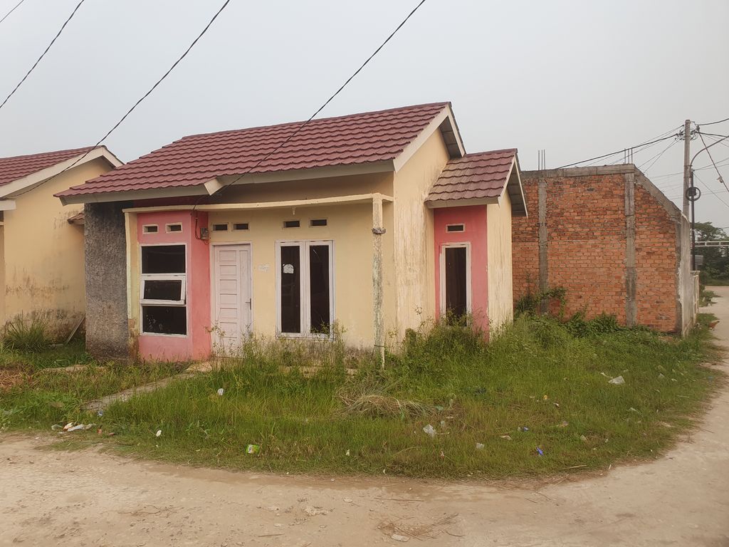 foto contoh rumah perumahan BUMI NUANSA KENTEN 2