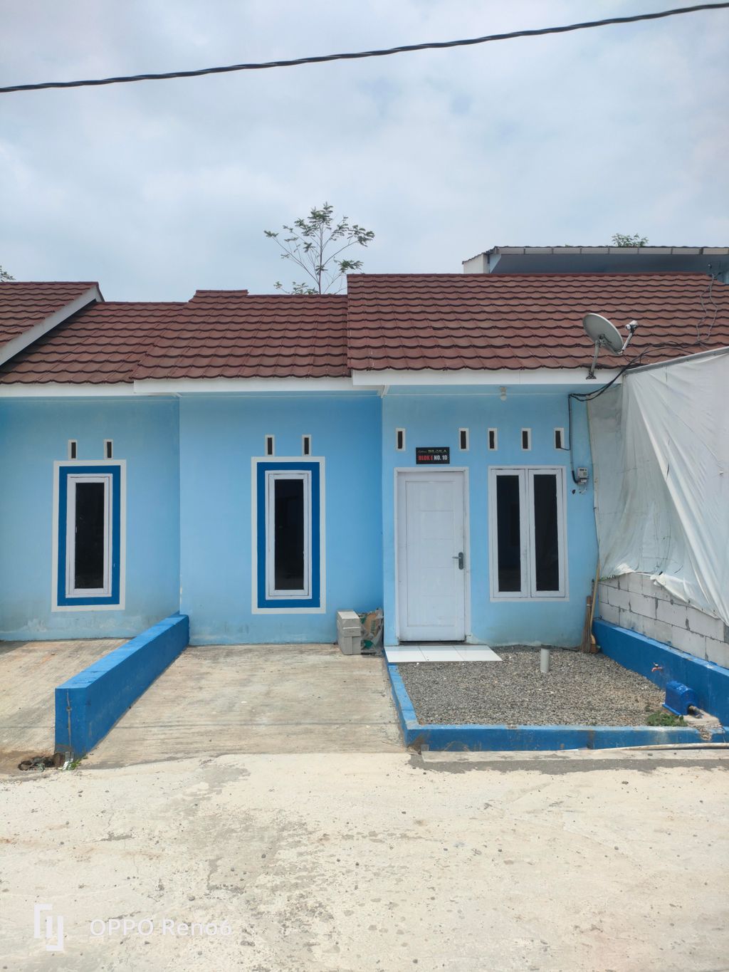 foto tampak rumah tipe 30/60 perumahan bilqila ranca asri