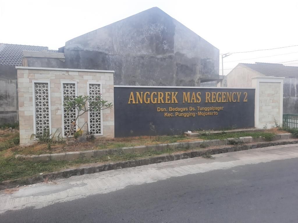foto gerbang perumahan ANGGREK MAS REGENCY 2