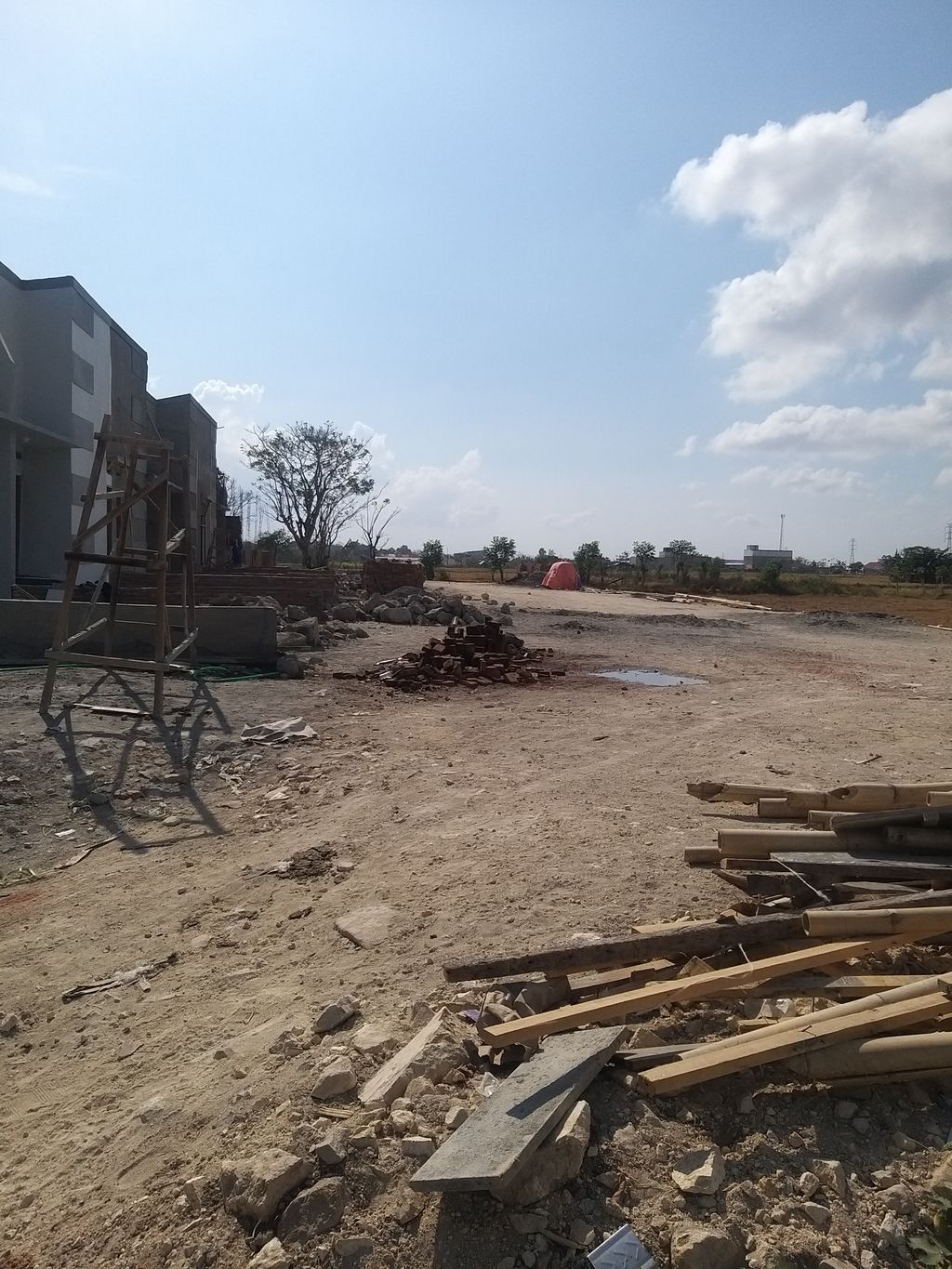 foto posisi tengah perumahan CLARA RESIDENCE
