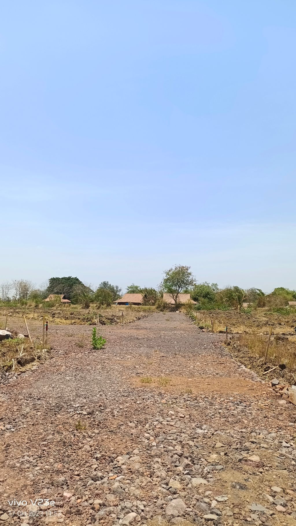 foto posisi tengah perumahan TSURAYYALAND ASIH CISAMBENG