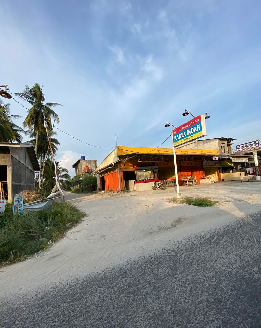 foto gerbang perumahan KARYA ABADI SENTOSA