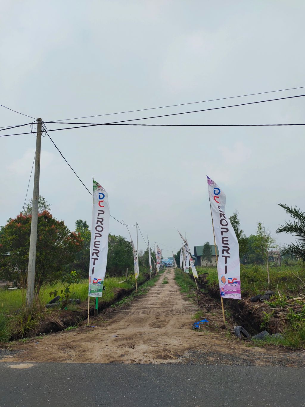 foto gerbang perumahan Anggrek Residence 2