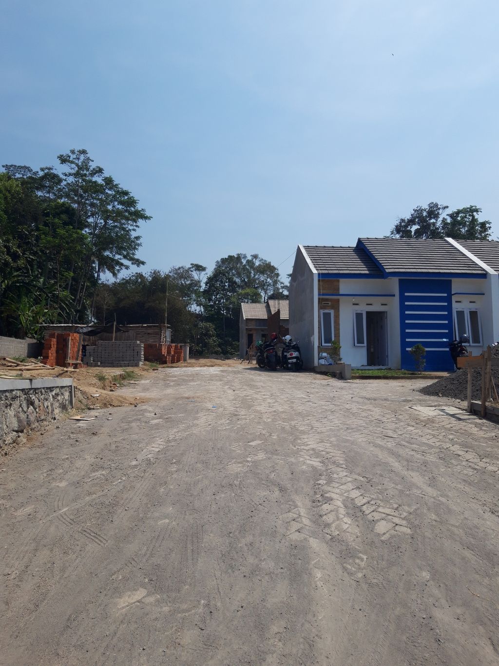 foto gerbang perumahan BMW GARUM