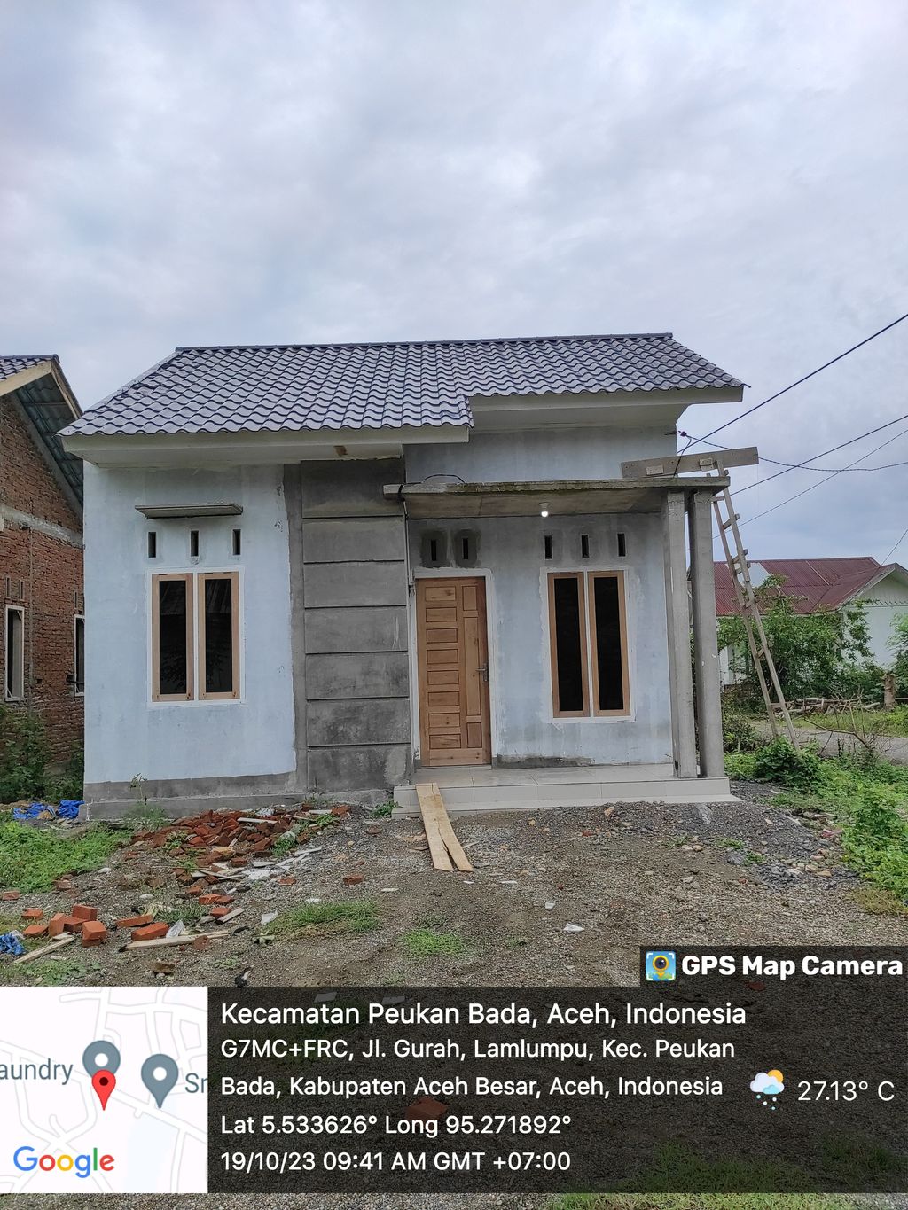 foto contoh rumah perumahan Gurah Residence