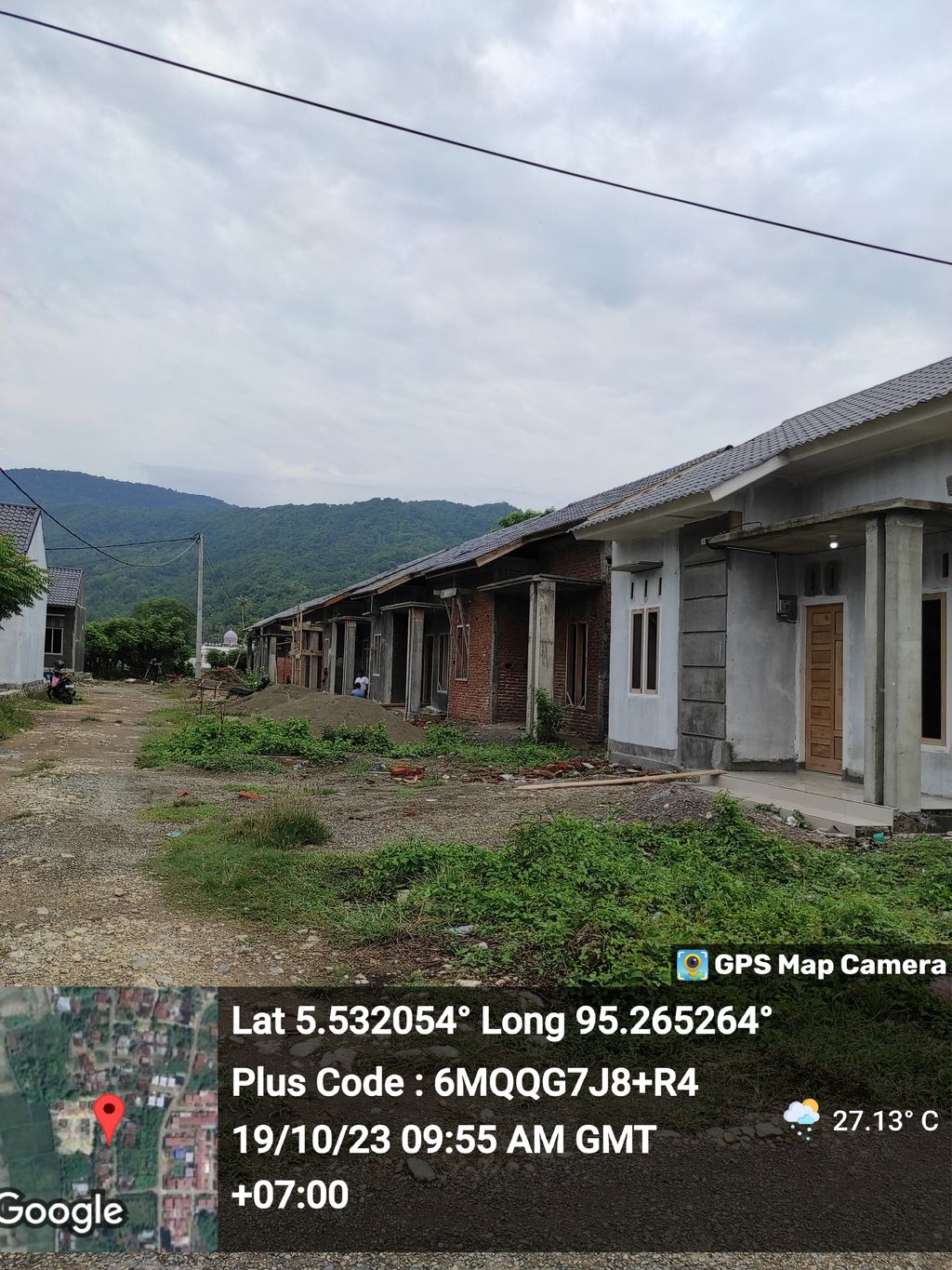 foto gerbang perumahan Gurah Residence