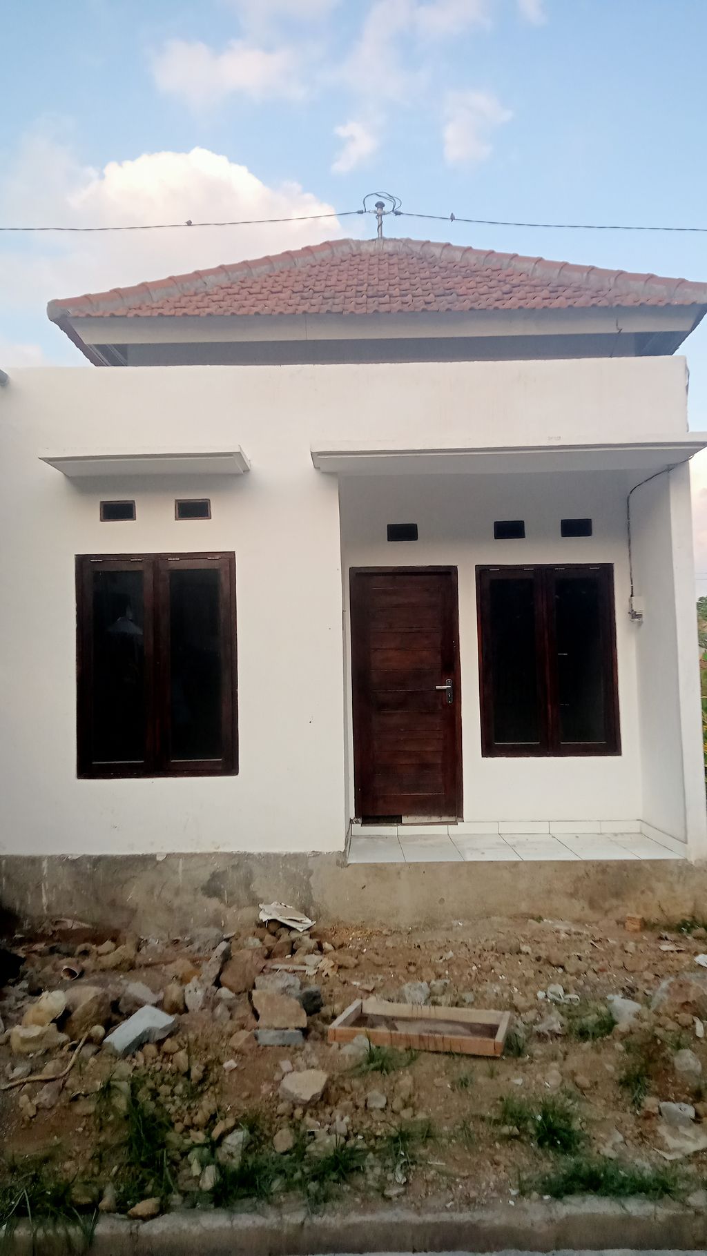 foto tampak rumah tipe 30 perumahan PERUMAHAN TANGGUWISIA ASRI
