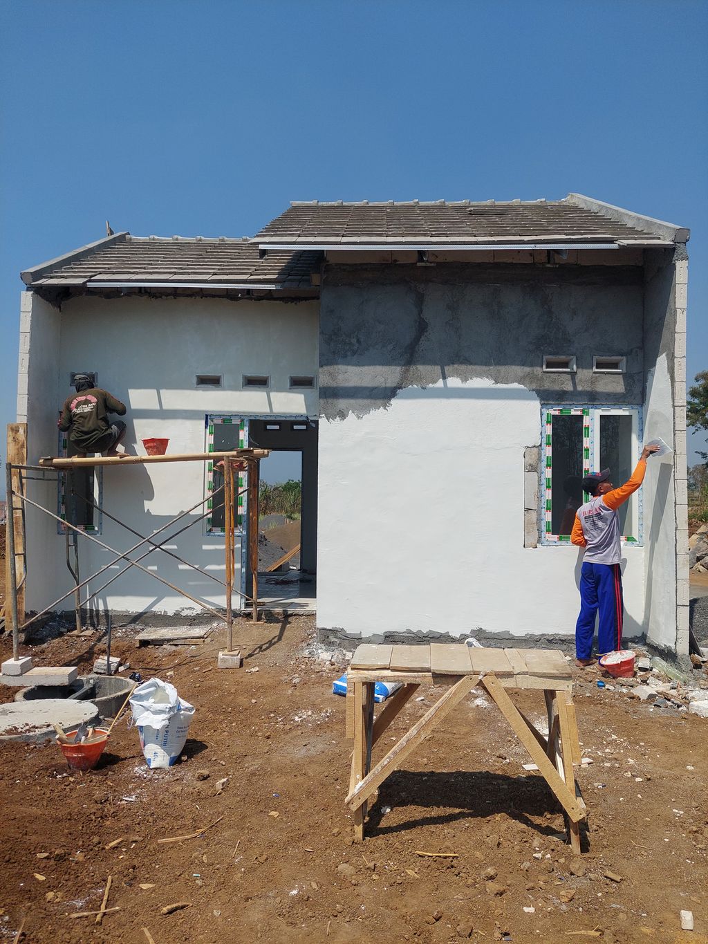 foto contoh rumah perumahan BMW Insan Permata