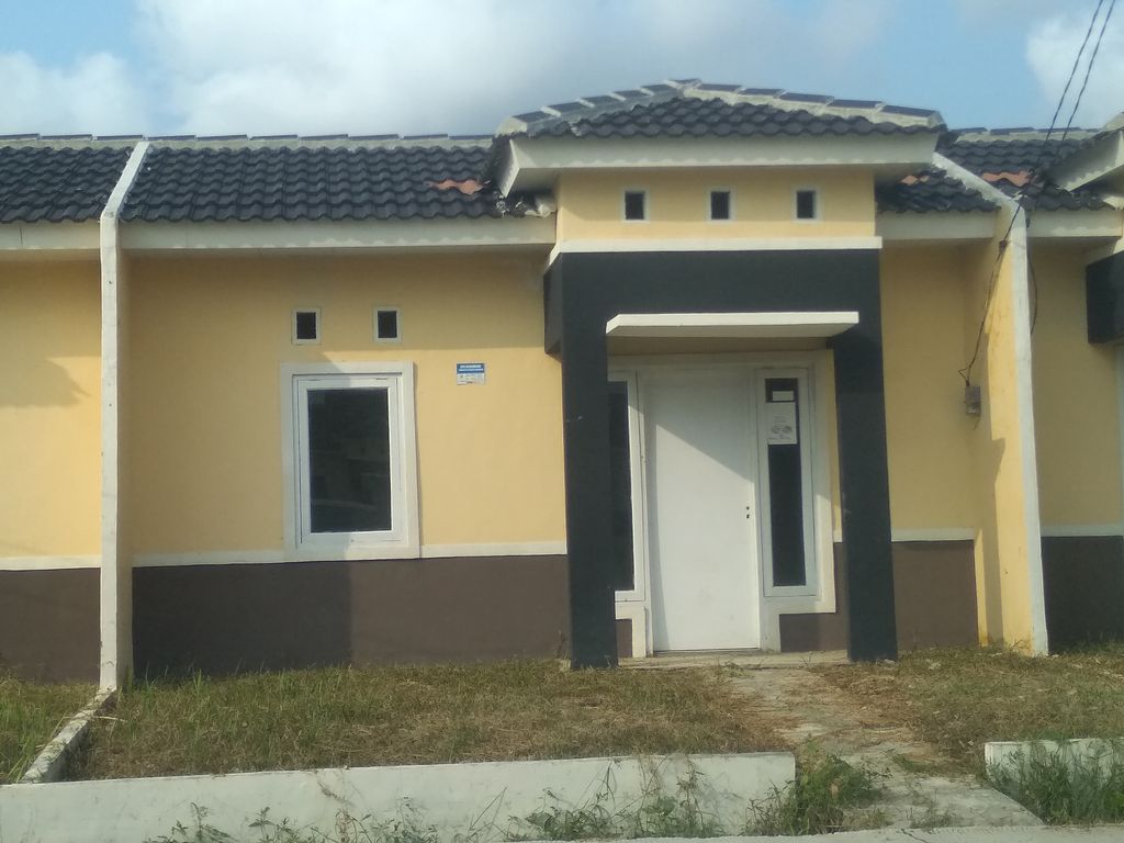 foto tampak rumah tipe 22/60 perumahan GRAMAPURI PERSADA