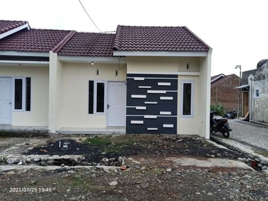 foto tampak rumah tipe 32 perumahan SAMAWA GARDEN