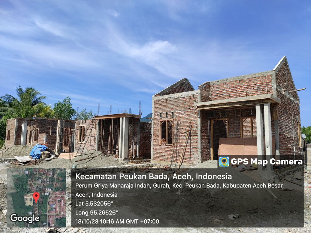 foto posisi tengah perumahan GRIYA ARWANA LAMLUMPU
