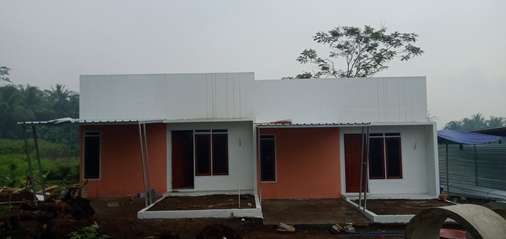 foto tampak rumah tipe 32 perumahan PERUMAHAN SUTERA SERAYU 2