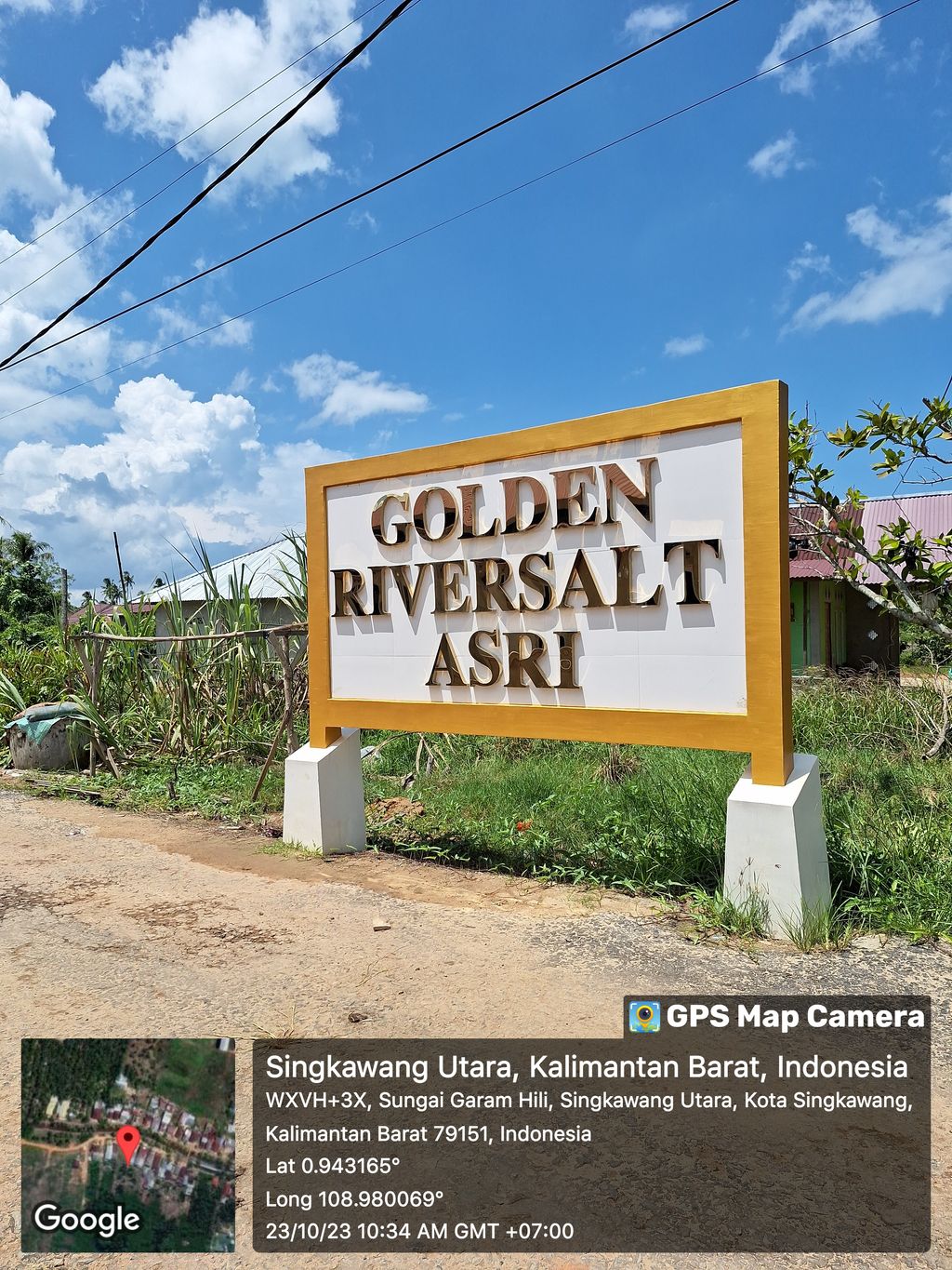 foto gerbang perumahan GOLDEN RIVERSALT ASRI