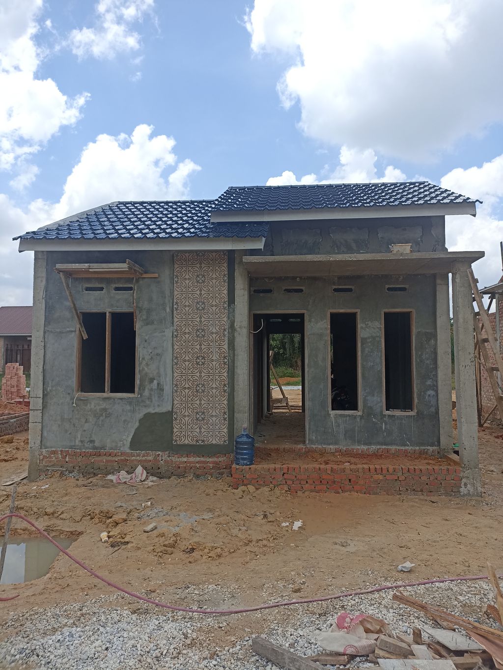 foto tampak rumah tipe 36 perumahan PERMATA DARUSSALAM RUMBAI