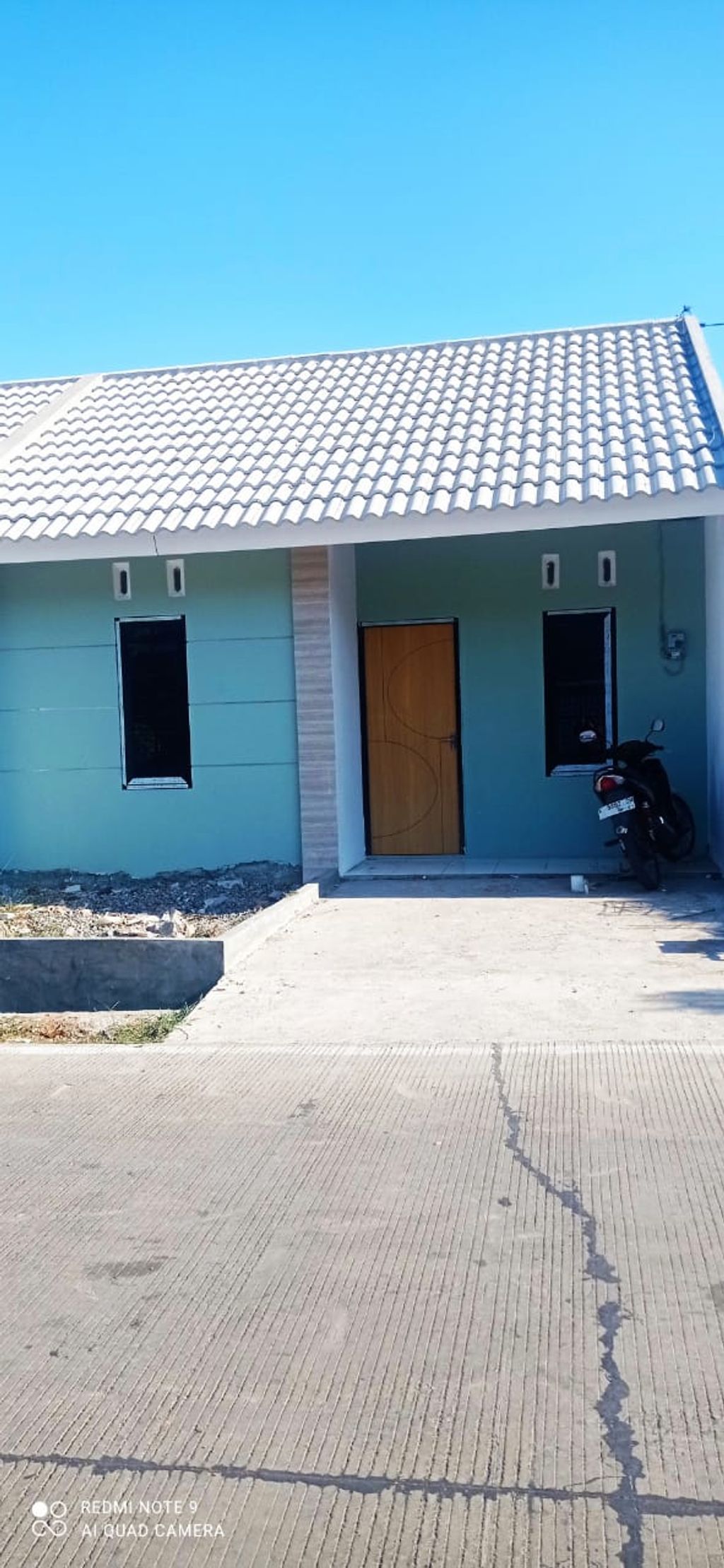 foto tampak rumah tipe 33 perumahan CEMPAKA CLUSTER