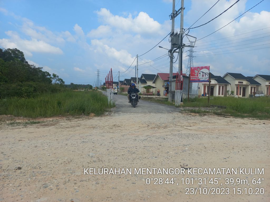 foto gerbang perumahan GRAHA TANGOR ASRI 2