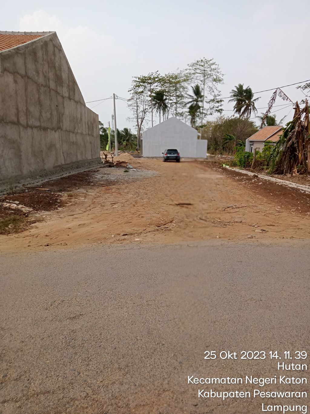foto gerbang perumahan Royal city residence