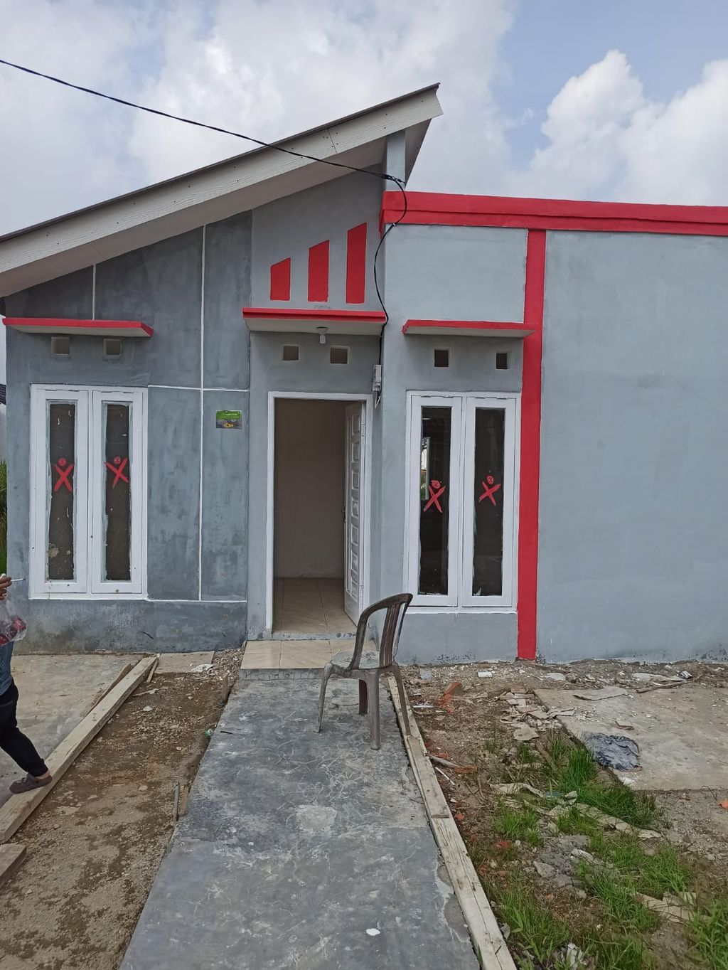 foto tampak rumah tipe 36 HB perumahan GRIYA PESONA HARAPAN 5 MATA MERAH