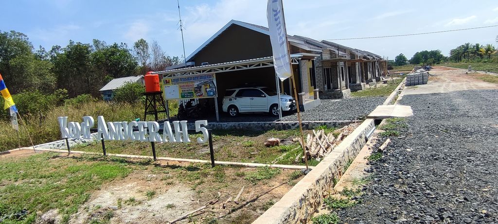 foto gerbang perumahan KOMPLEK ANUGERAH 5