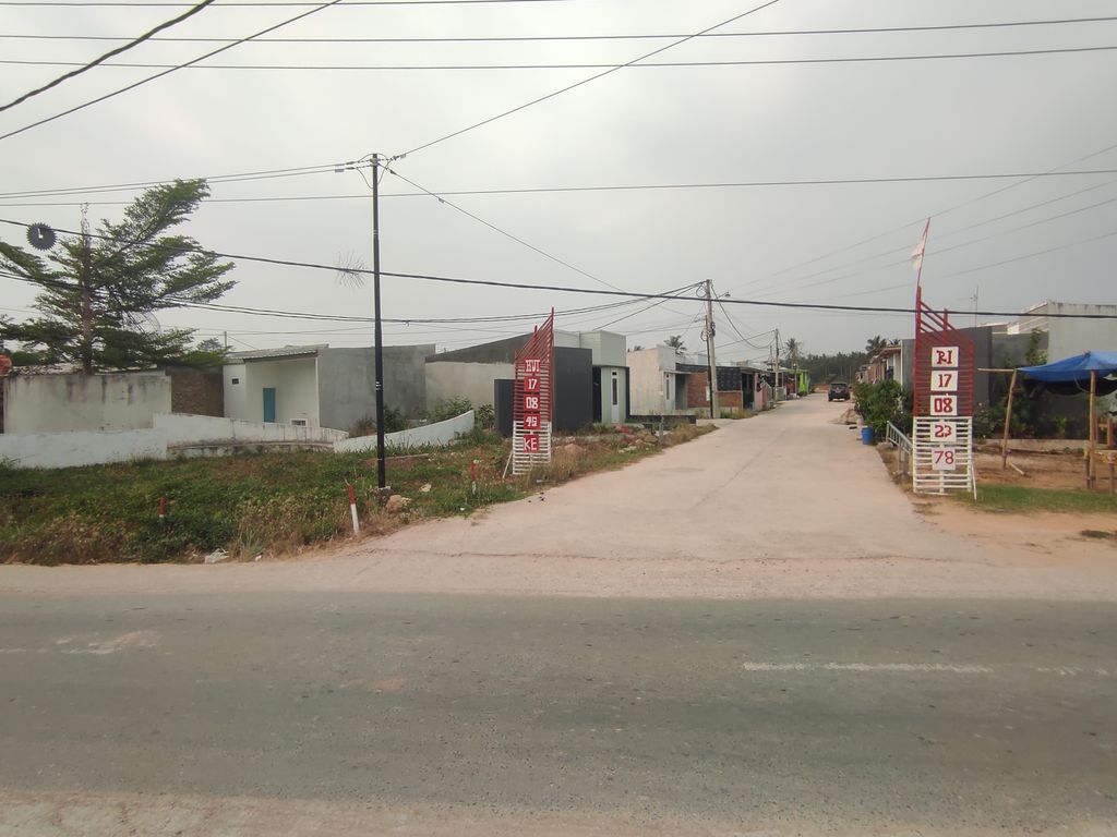 foto gerbang perumahan Tria Mahan 1