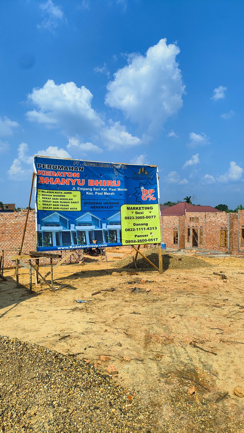 foto gerbang perumahan KEDATON BHANYU BHIRU