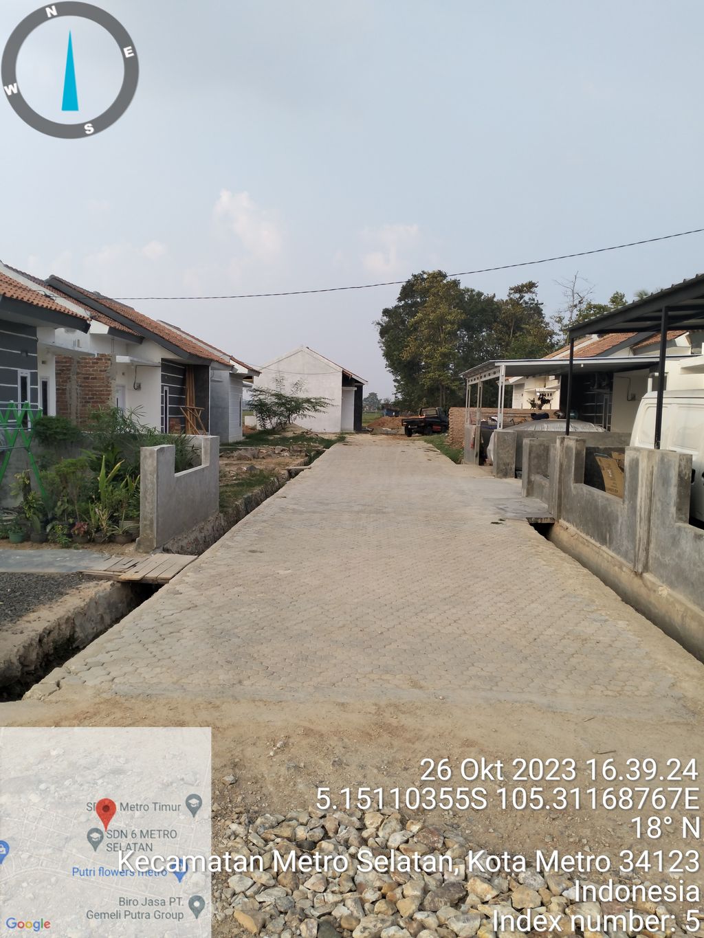 foto gerbang perumahan PERUMAHAN NEGERI CANDA