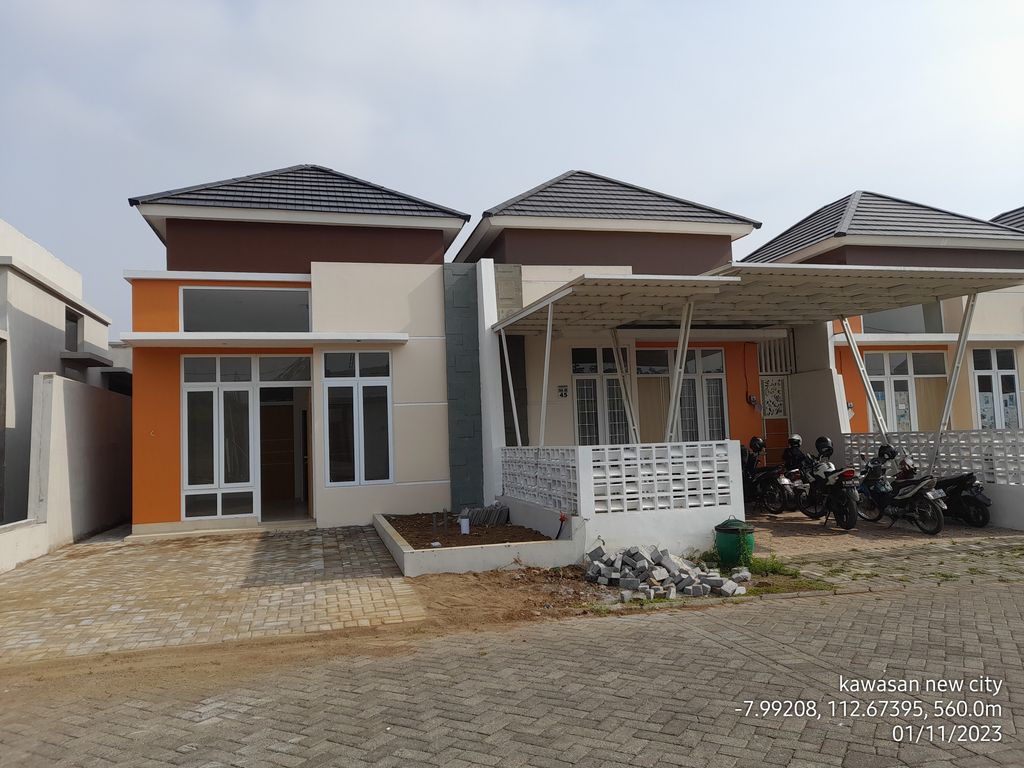 foto contoh rumah perumahan BULAN TERANG UTAMA DAN KAWASAN NEW CITY MALANG