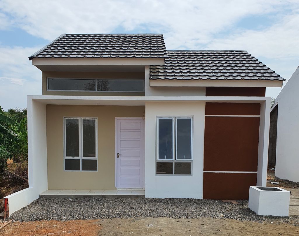 foto tampak rumah tipe RSH 36 perumahan HARMONY HILLS