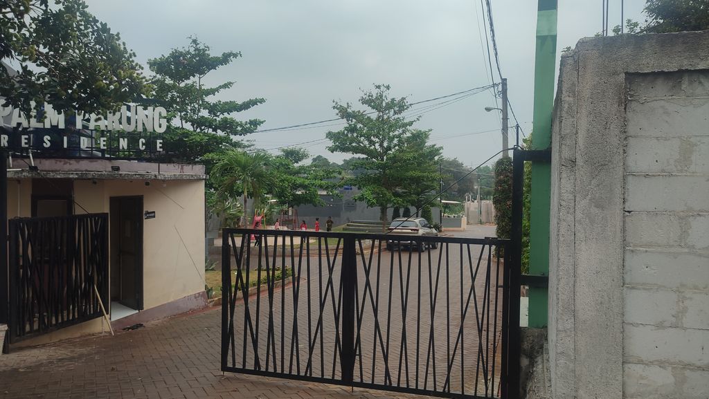 foto gerbang perumahan PALM PARUNG RESIDENCE TAHAP 2
