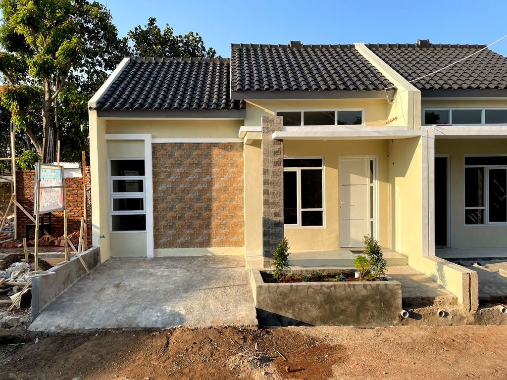 foto tampak rumah tipe 30/60 perumahan PESONA MEGA PERMAI KEJUDEN