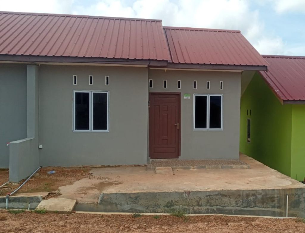 foto tampak rumah tipe RSH perumahan KENANGAN JAYA 9