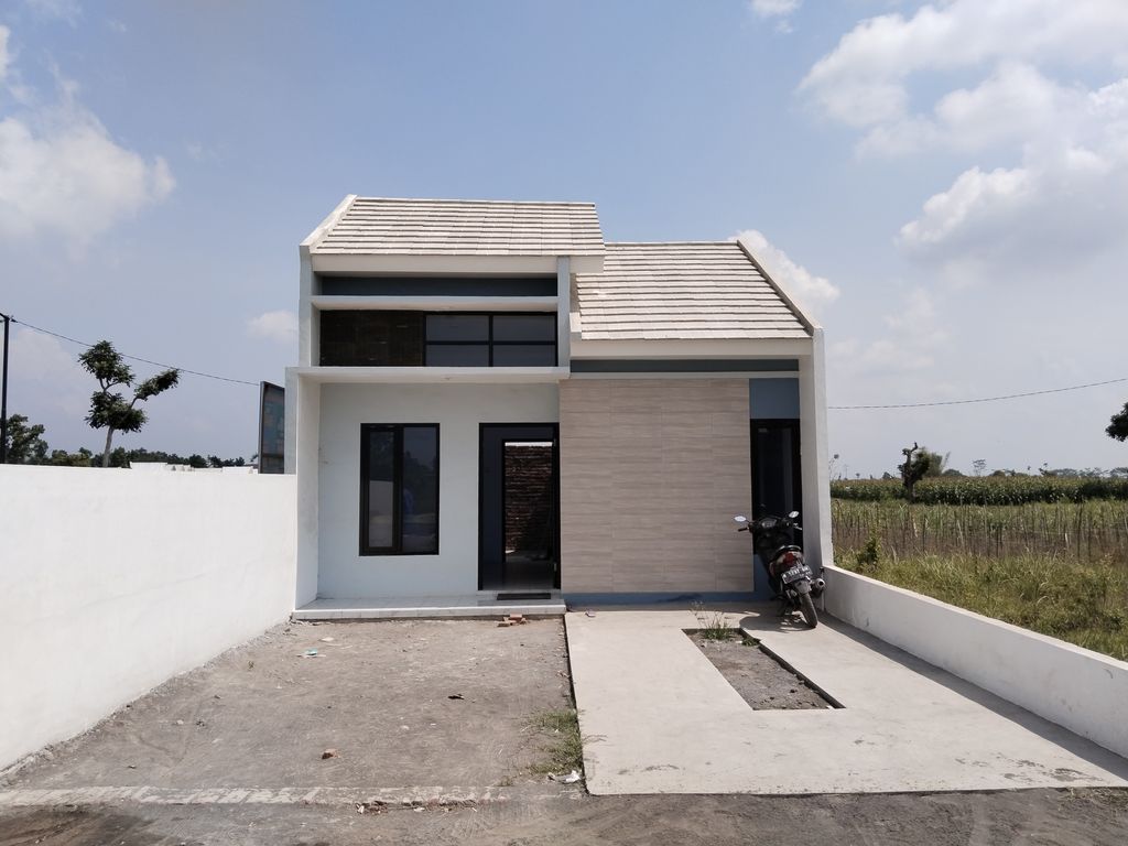 foto contoh rumah perumahan EMERALD RESIDENCE