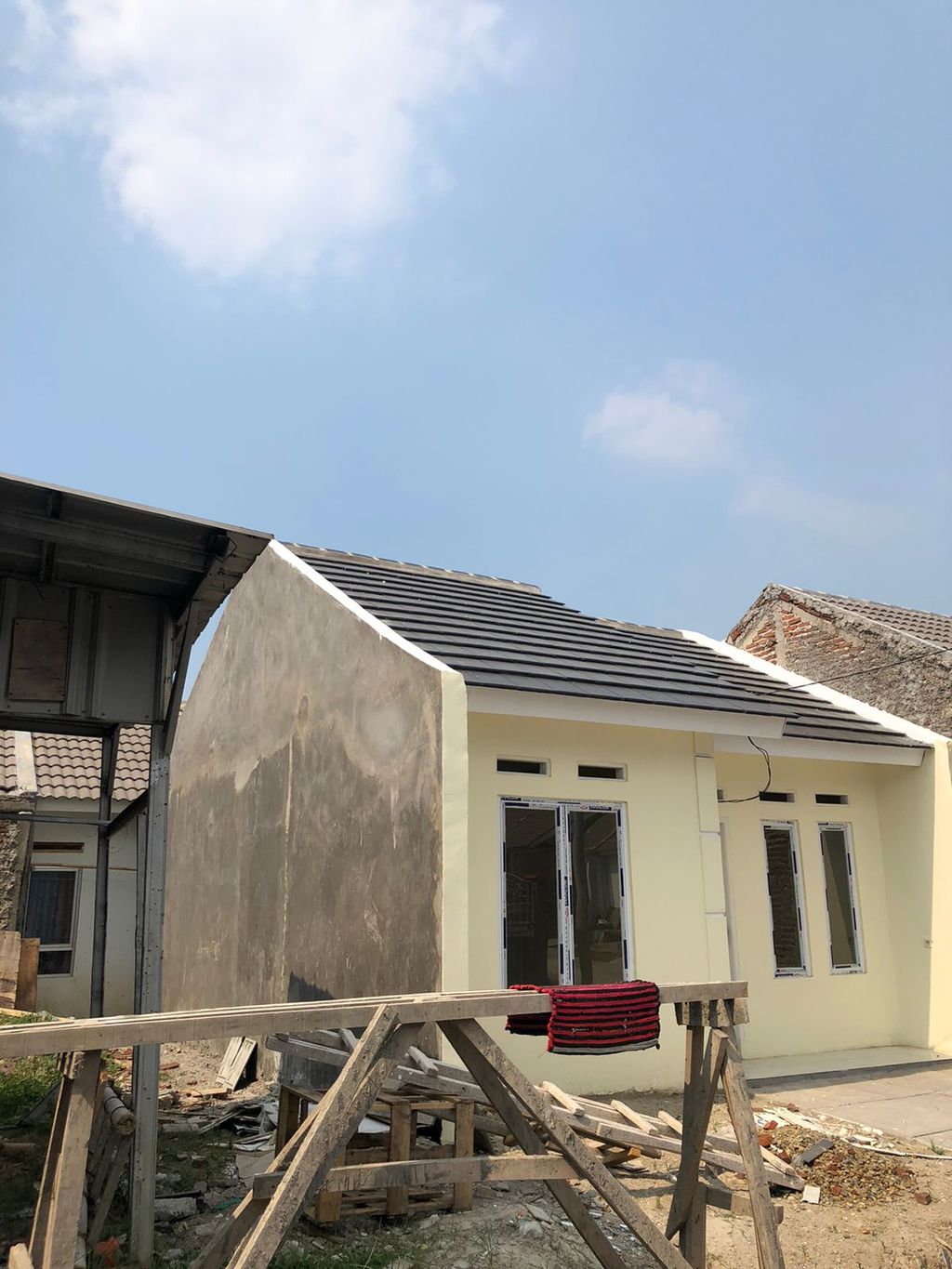 foto tampak rumah tipe 32/88 perumahan CURUG ASRI TAHAP 3