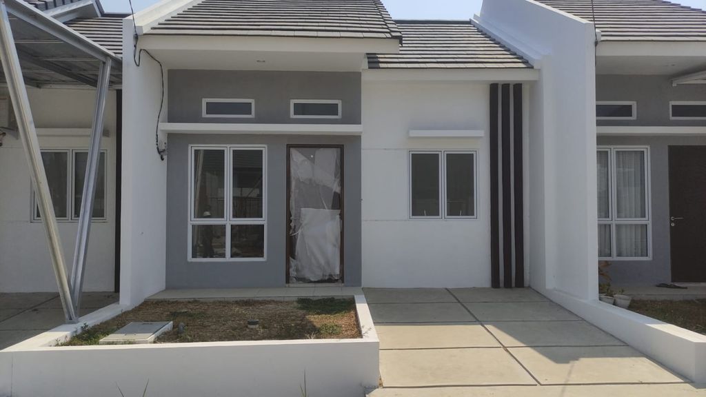 foto tampak rumah tipe B Blok I 12 perumahan Graha Mirai