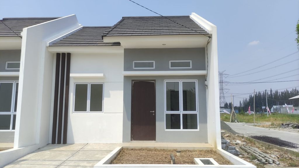 foto tampak rumah tipe B+ Blok I 15 perumahan Graha Mirai