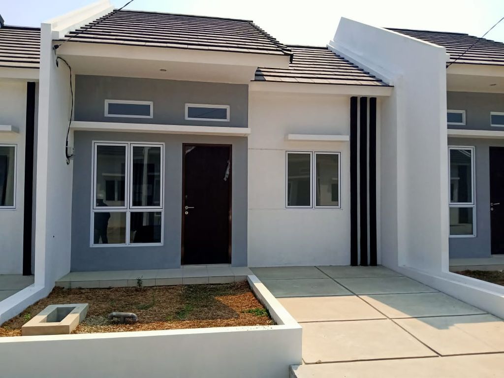 foto tampak rumah tipe B Blok I8 perumahan Graha Mirai