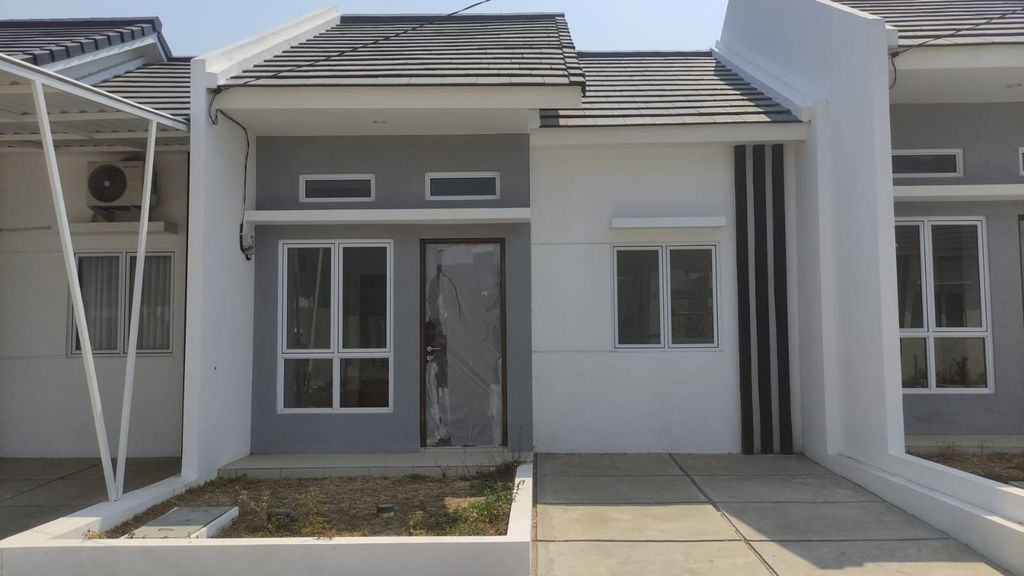 foto tampak rumah tipe B Blok H 6 perumahan Graha Mirai