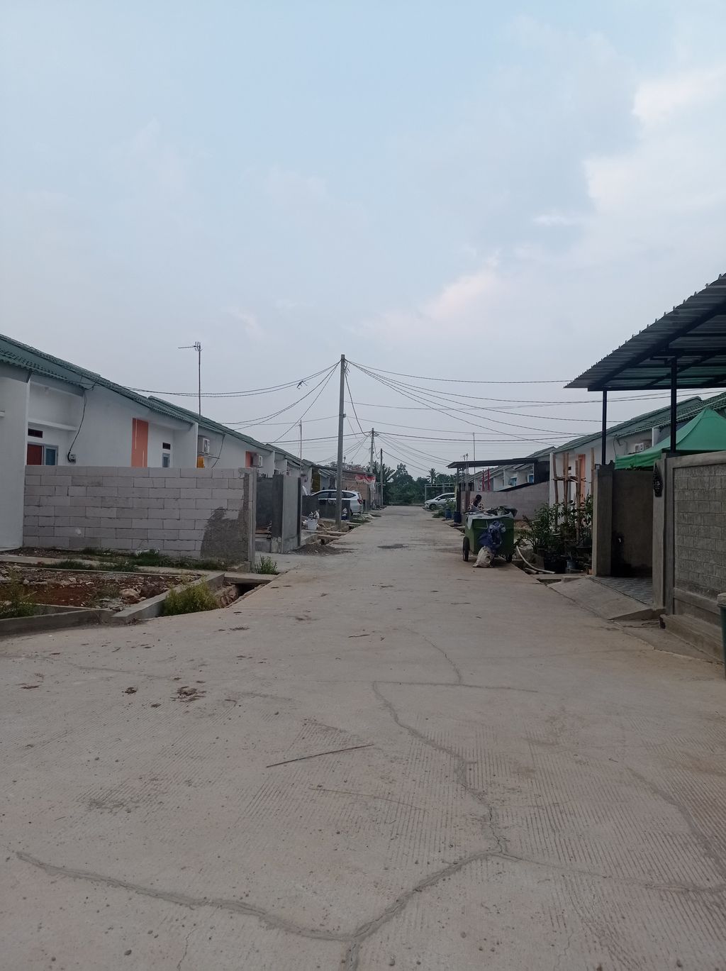 foto posisi tengah perumahan ETERNAL VILLAGE TAHAP III