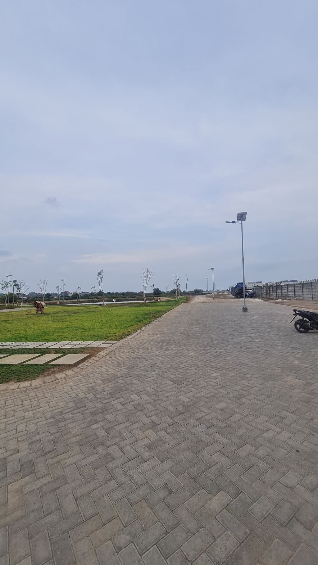 foto posisi tengah perumahan GRAND EASTERN