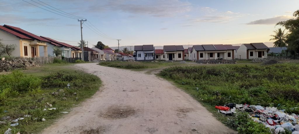 foto gerbang perumahan PERUM BUMI INDAH PERMATA