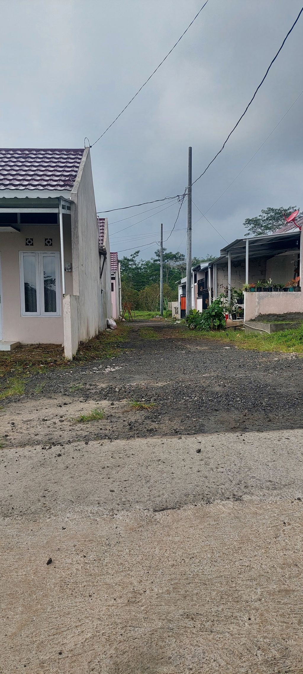 foto gerbang perumahan GRAHA KALIKAJAR PERMAI