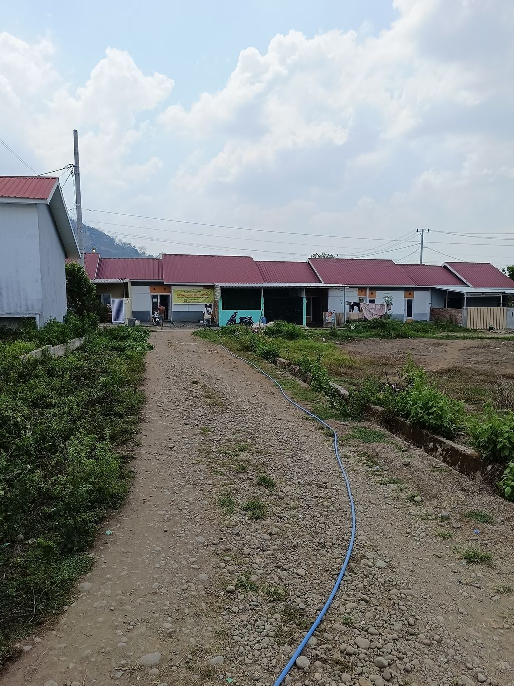 foto posisi tengah perumahan BUKIT PAKKATTO PERMAI