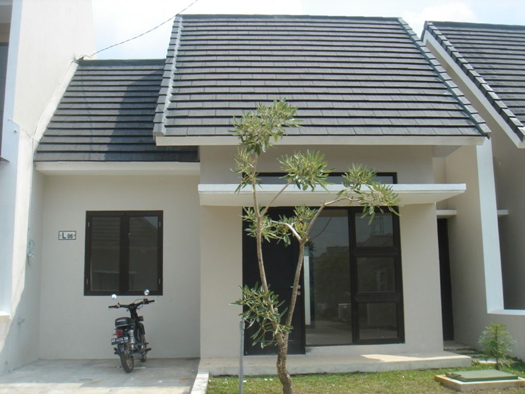foto tampak rumah tipe Lavender 01 perumahan PADMA RESIDENCE